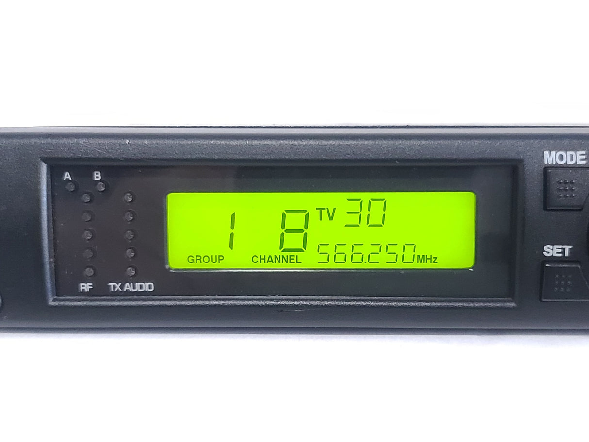 Shure ULXP4 Wireless Receiver Kit (J1: 554-590MHz) w/ Accessories in Pelican 1490 Case