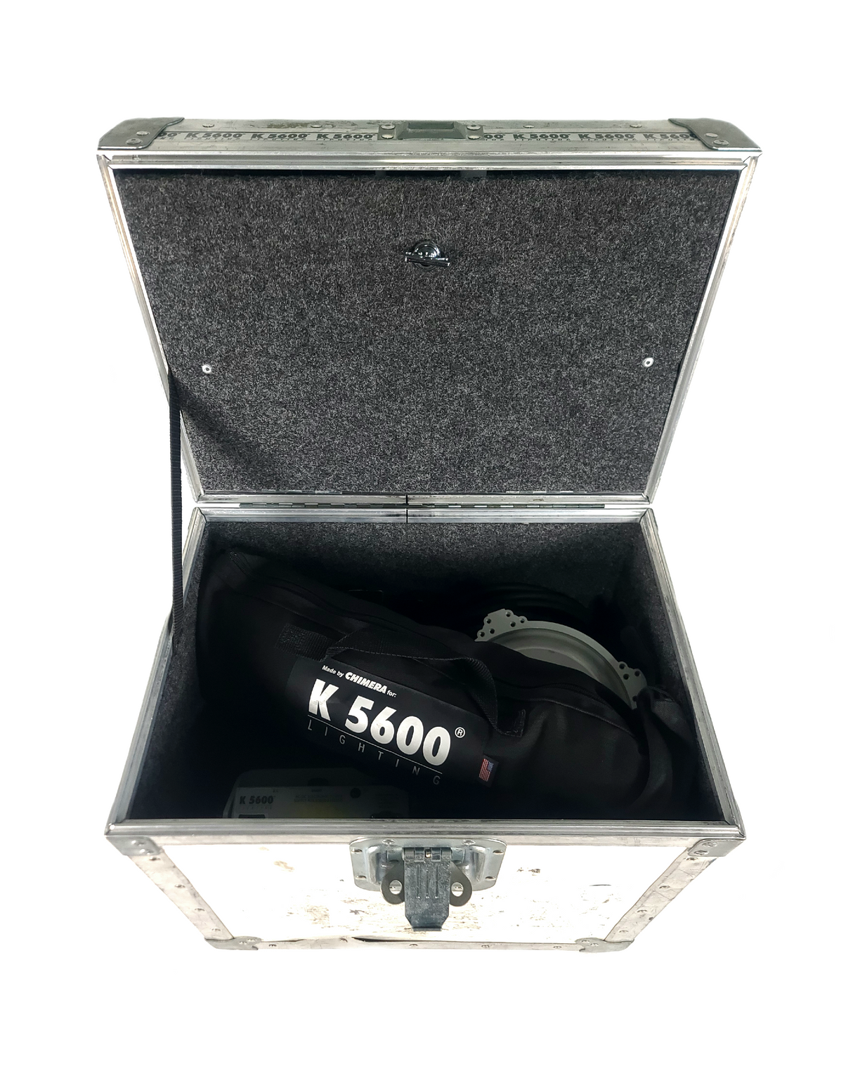 K 5600 Lighting Joker-Bug 200 Par Light w/ Accessories in Hard Rolling Case