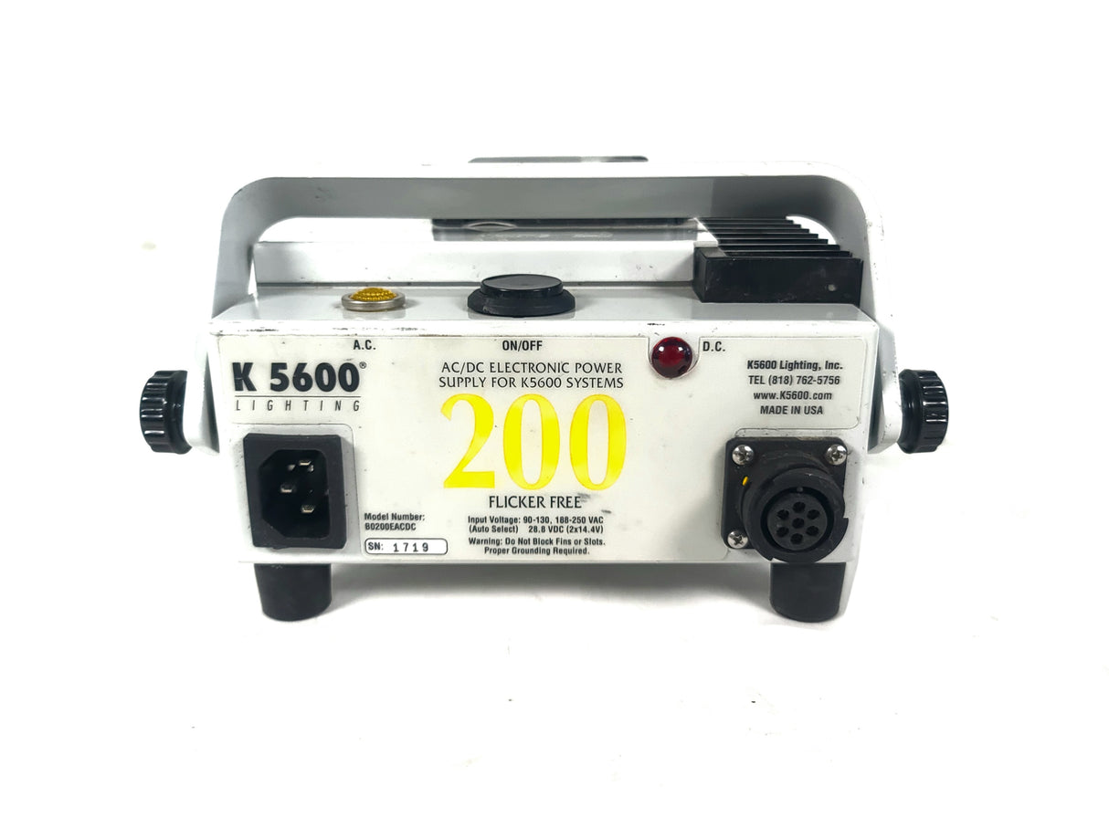 K 5600 Lighting Joker-Bug 200 Par Light w/ Accessories in Hard Rolling Case