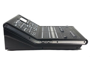 Midas M32R LIVE Digital Console for Live Performance and Studio Recording w/ Klark Teknik DN32-USB Option Card