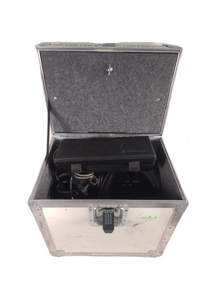 K 5600 Lighting Joker-Bug 200 Par Light w/ Accessories in Hard Rolling Case