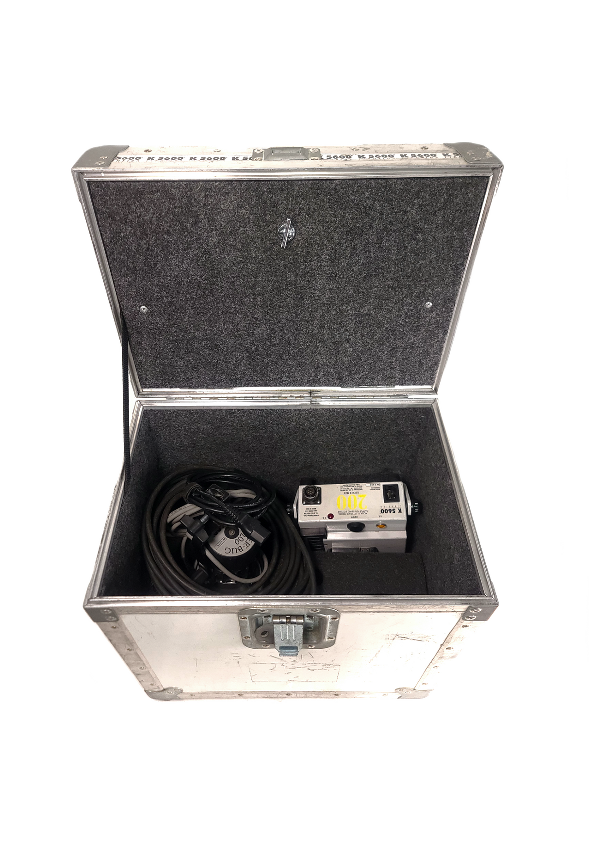 K 5600 Lighting Joker-Bug 200 Par Light w/ Accessories in Hard Rolling Case