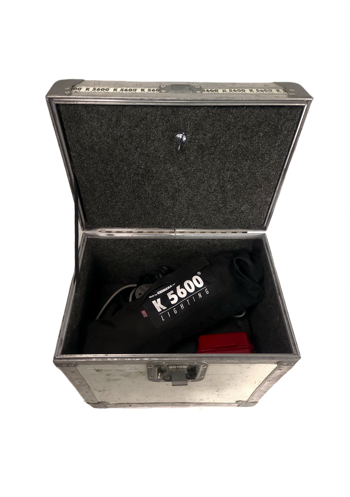 K 5600 Lighting Joker-Bug 200 Par Light w/ Accessories in Hard Rolling Case