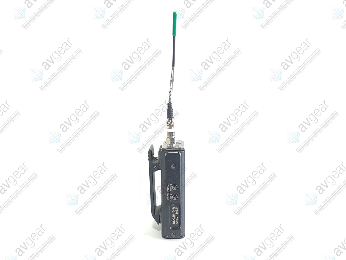 Lectrosonics UM400A Block 25 Belt Pack Transmitter (640-665MHz) [Not For Use In The USA]