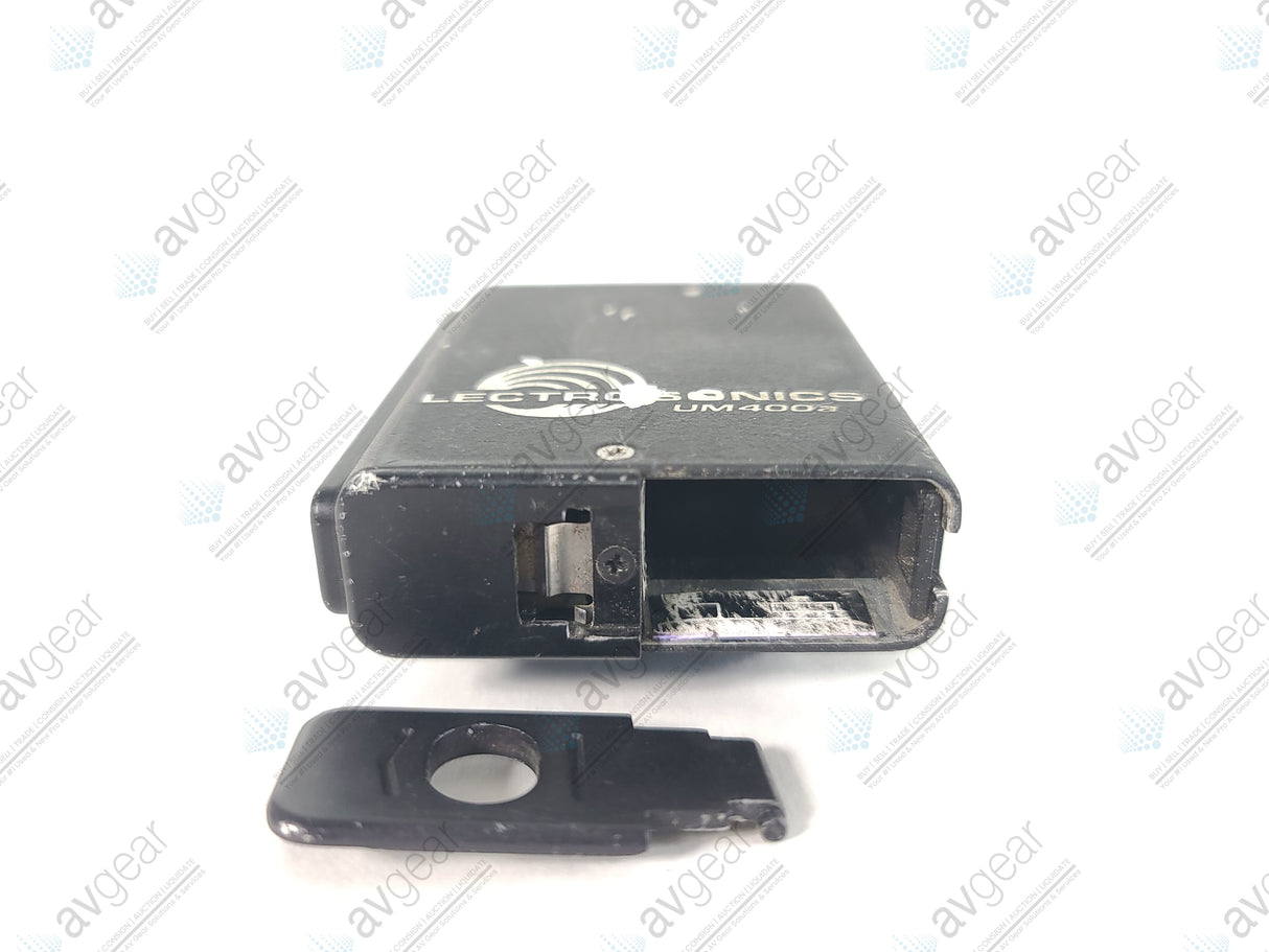 Lectrosonics UM400A Block 25 Belt Pack Transmitter (640-665MHz) [Not For Use In The USA]