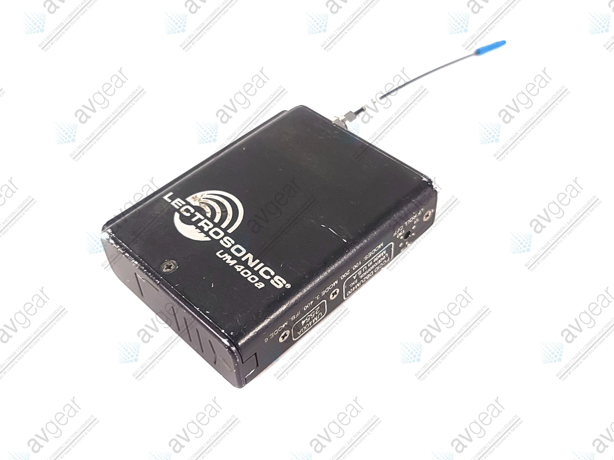 Lectrosonics UM400A Block 26 Belt Pack Transmitter (665-691MHz) [Not For Use In The USA]