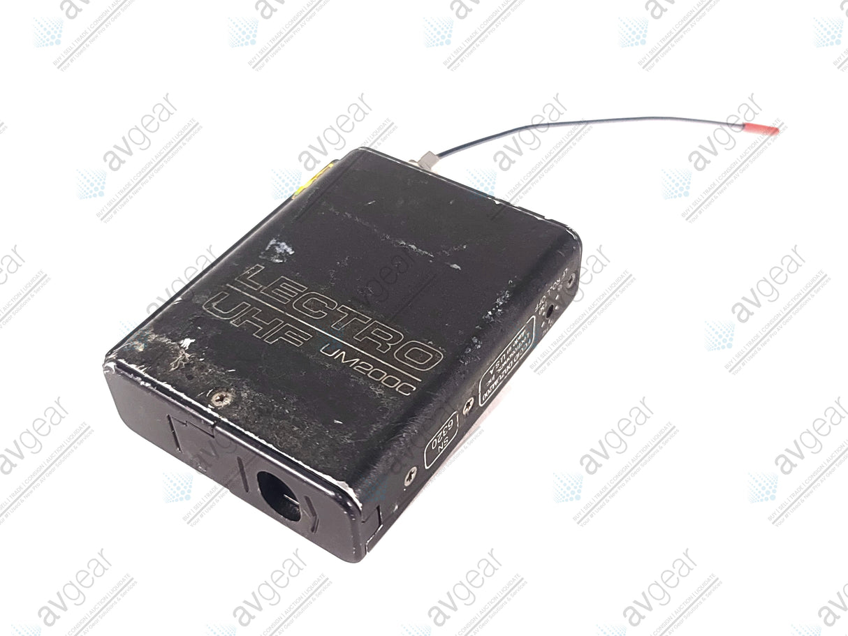 Lectrosonics UHF UM200C Belt Pack Transmitter Block 22 (563-588MHz)