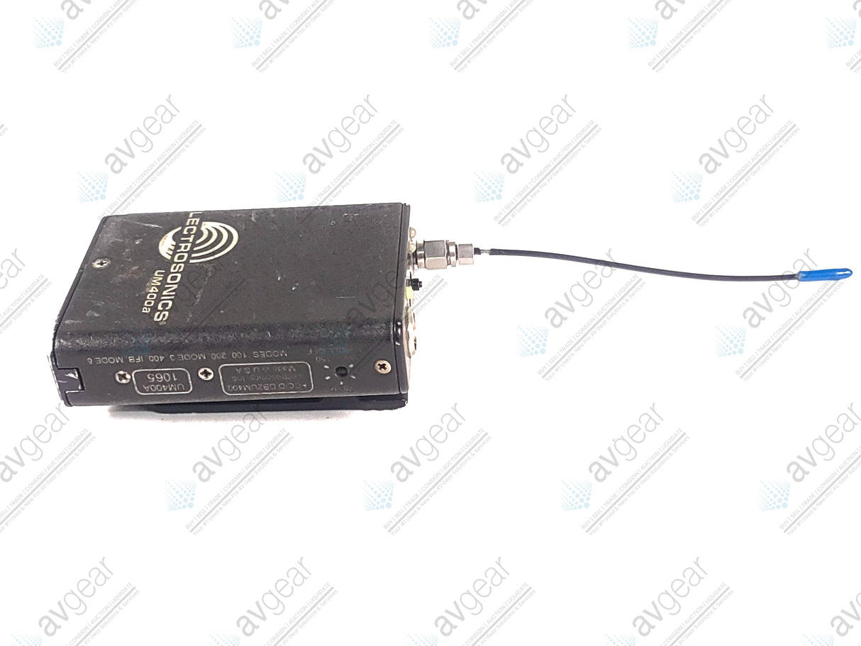 Lectrosonics UM400A Block 26 Belt Pack Transmitter (665-691MHz) [Not For Use In The USA]