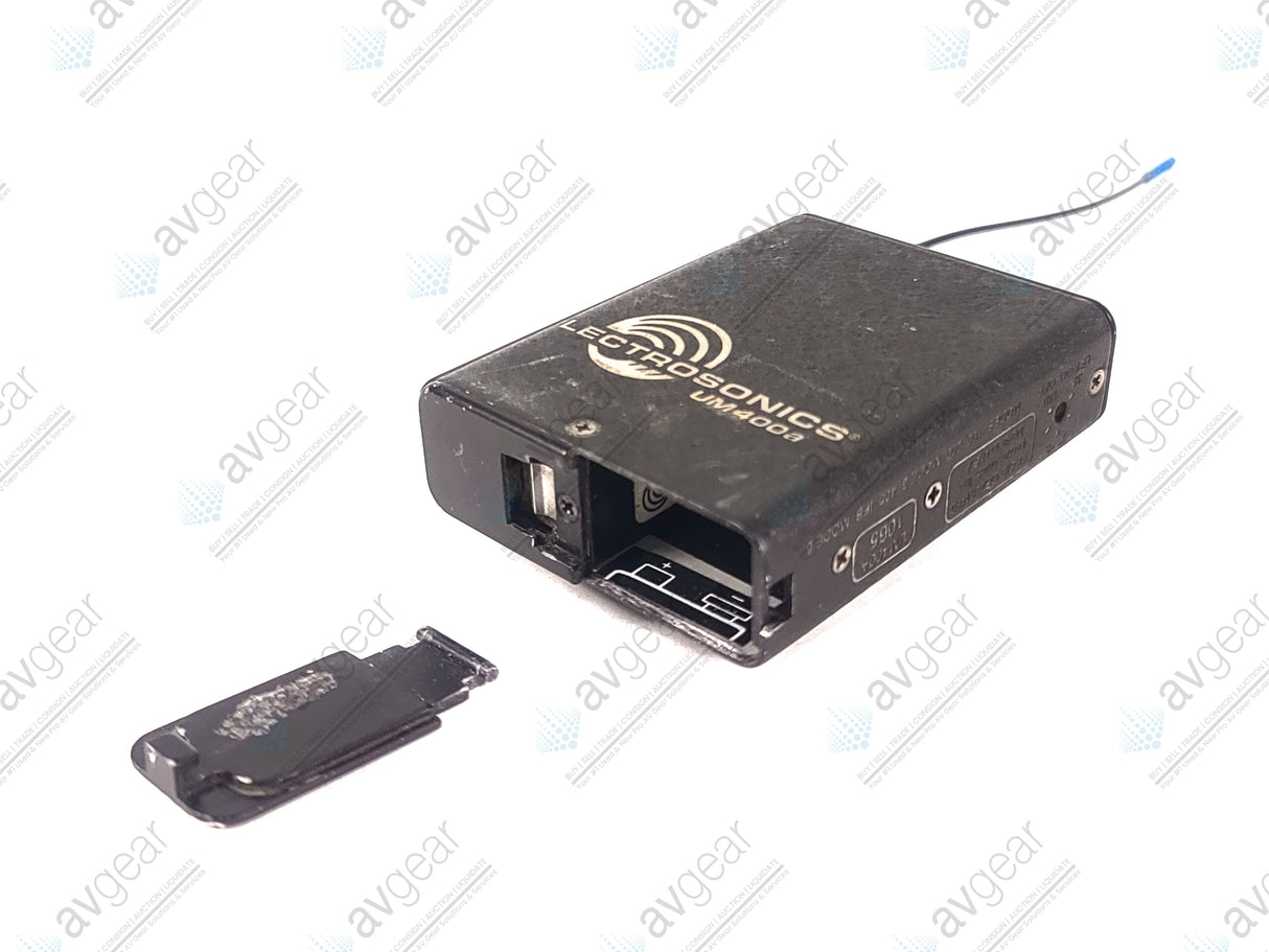 Lectrosonics UM400A Block 26 Belt Pack Transmitter (665-691MHz) [Not For Use In The USA]
