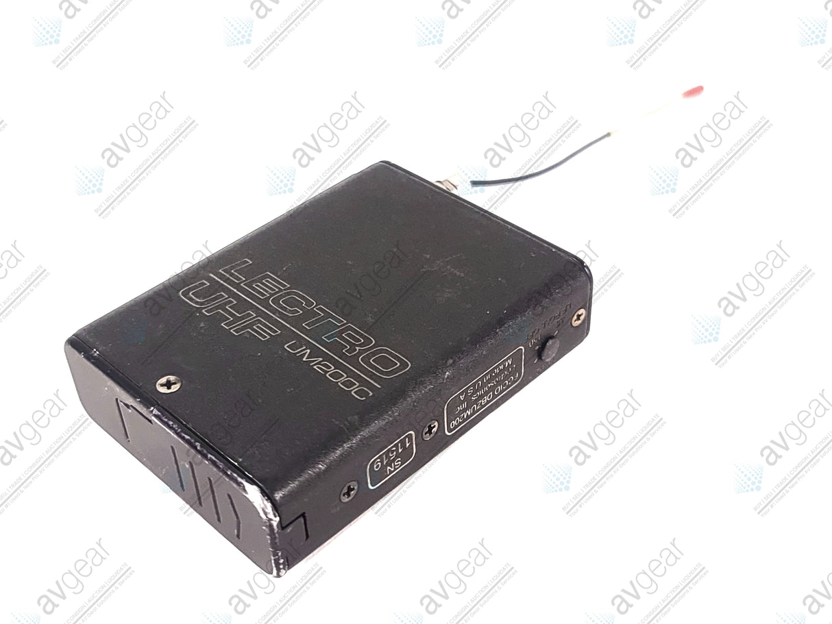 Lectrosonics UHF UM200C Belt Pack Transmitter Block 22 (563-588MHz)