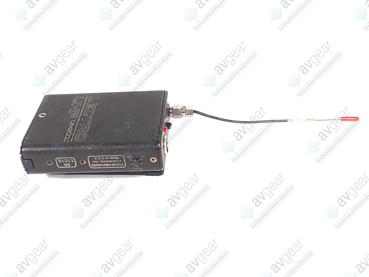Lectrosonics UHF UM200C Belt Pack Transmitter Block 22 (563-588MHz)