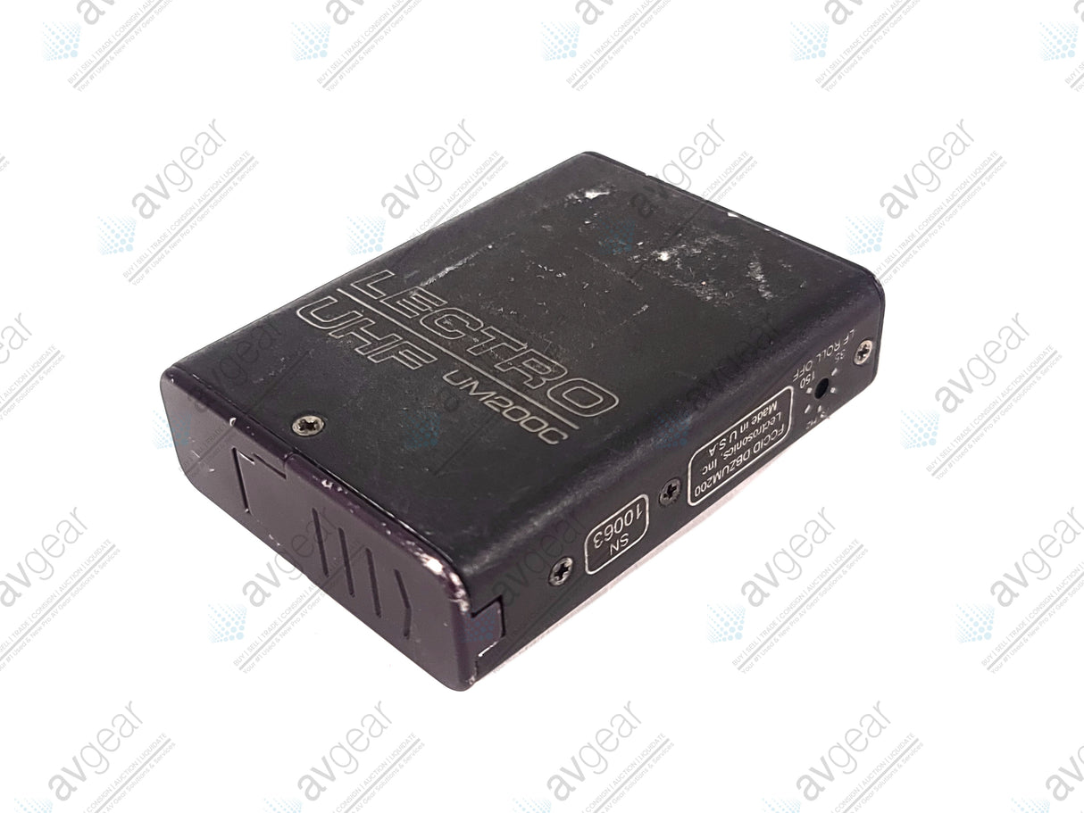 Lectrosonics UHF UM200C Belt Pack Transmitter Block 22 (563-588MHz)