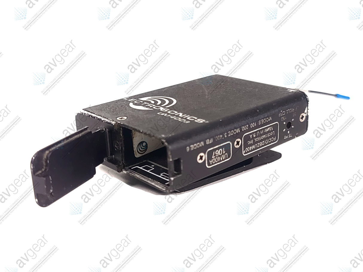 Lectrosonics UM400A Block 26 Belt Pack Transmitter (665-691MHz) [Not For Use In The USA]