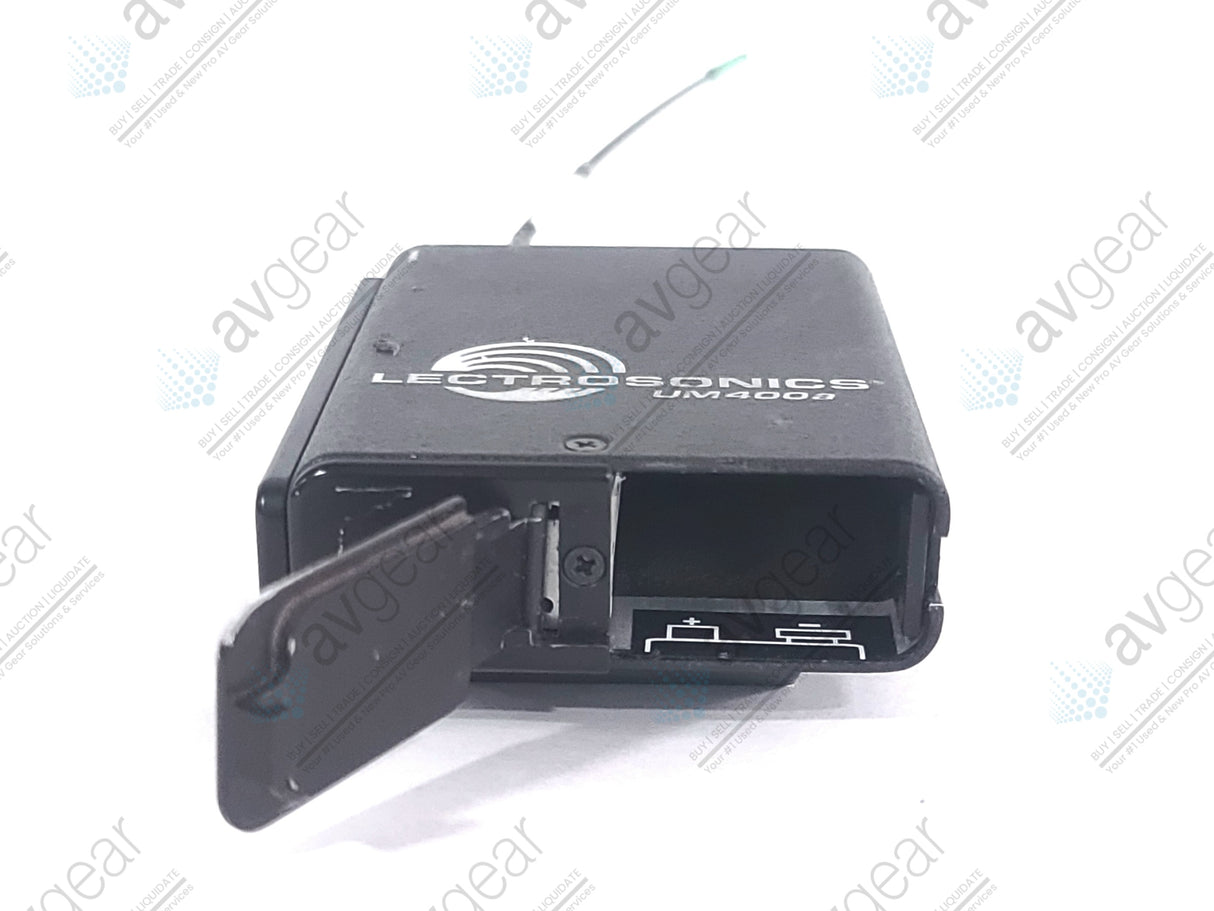 Lectrosonics UM400A Block 25 Belt Pack Transmitter (640-665MHz) [Not For Use In The USA]