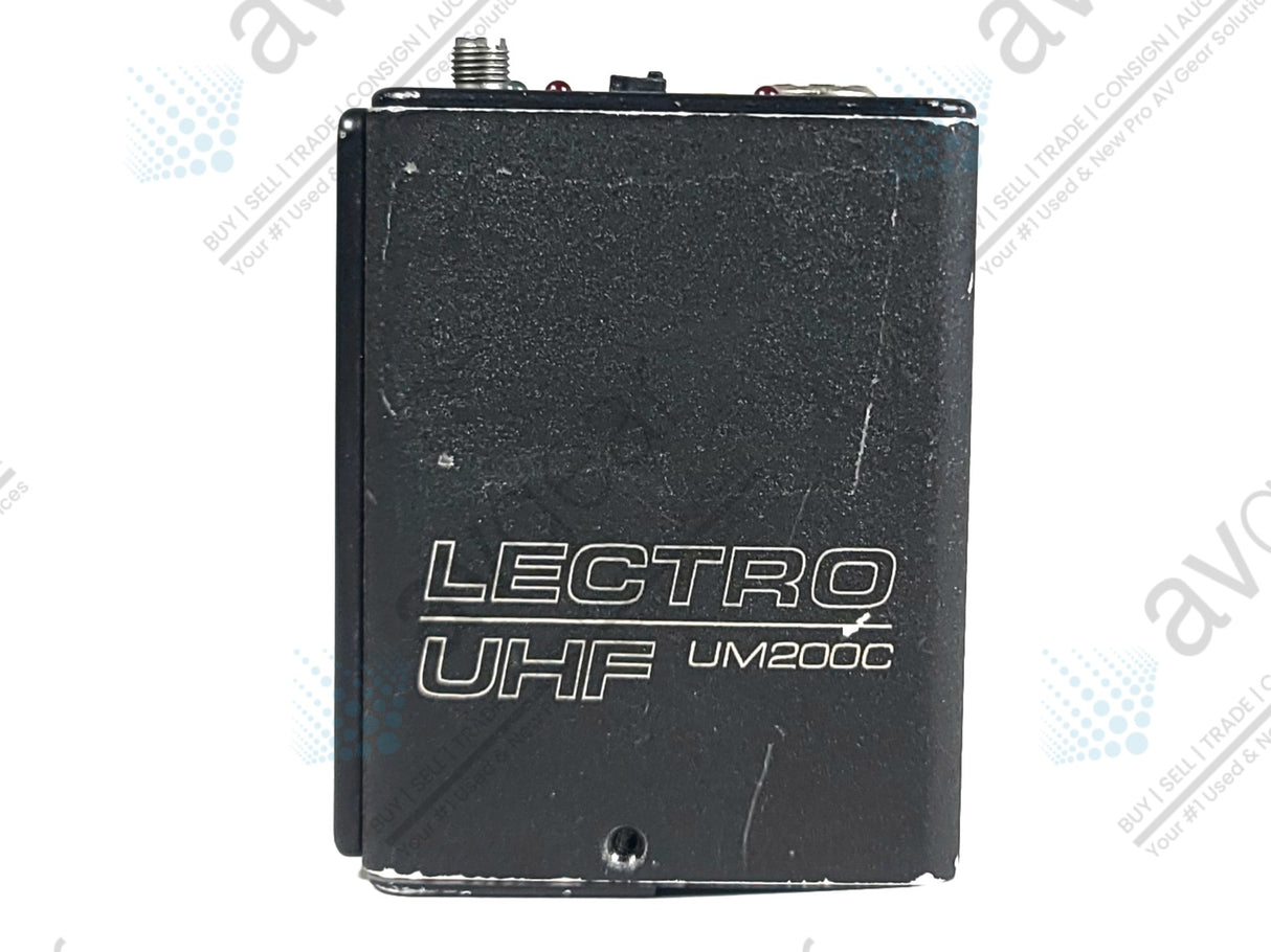 Lectrosonics UHF UM200C Belt Pack Transmitter Block 22 (563-588MHz)