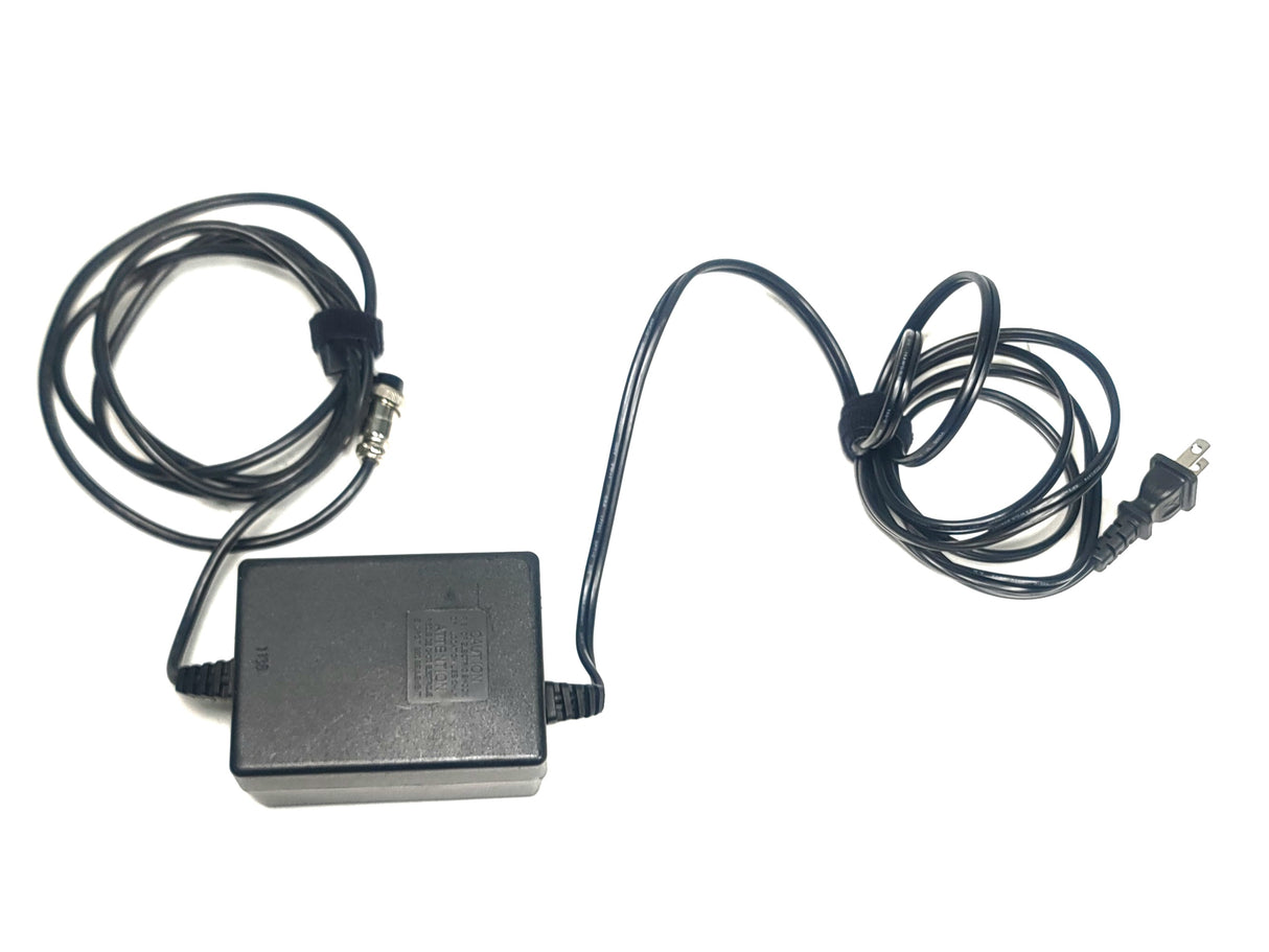 Yamaha MG124C 12-Channel Analog Mixer w/ PSU