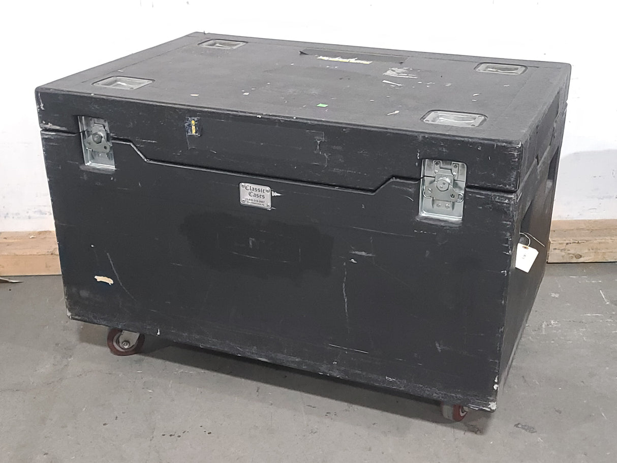 28x42x23 Classic Cases Wheeled Hard Case