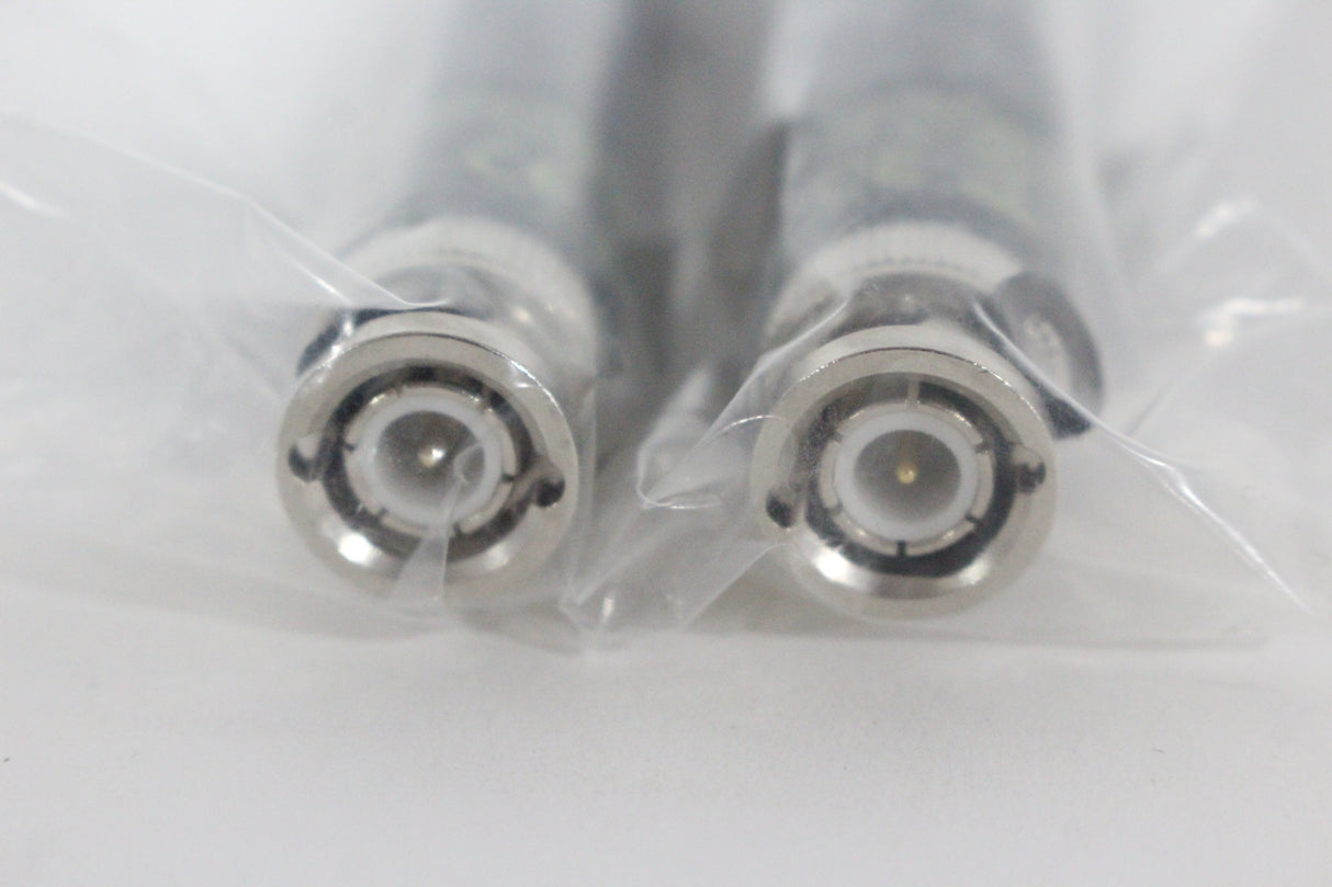 (2) Shure UA8-470-542 1/2 Wave Omnidirectional Receiver Antennas (470-542 MHz)