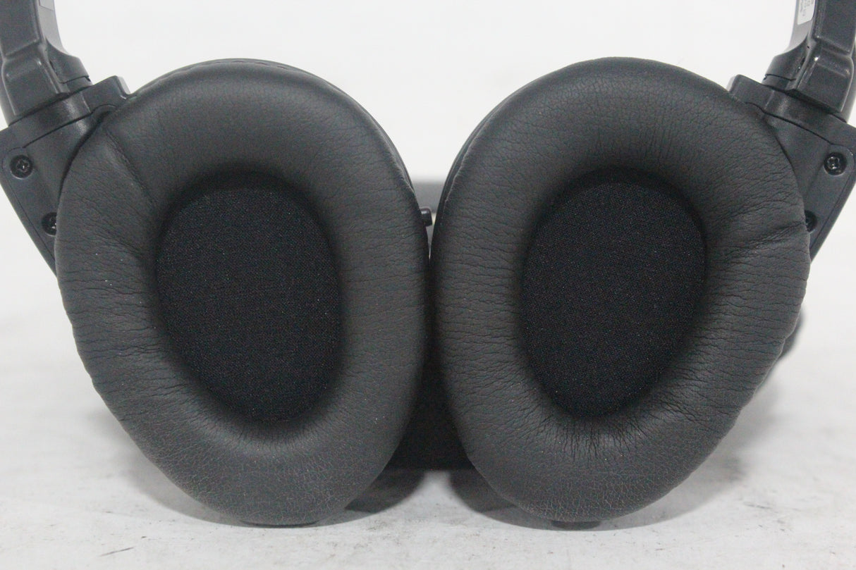 (2) Williams Sound WIR RX15-2 Dual-Channel Infrared Wireless Headphones (2.3 or 2.8 MHz) w/ (2) Vinyl Zipper Cases