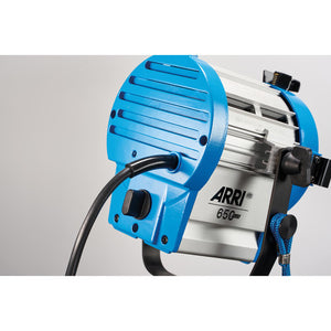 ARRI Junior Series 650 Plus 650W Tungsten Portable Fresnel Spotlights w/ Barn Doors