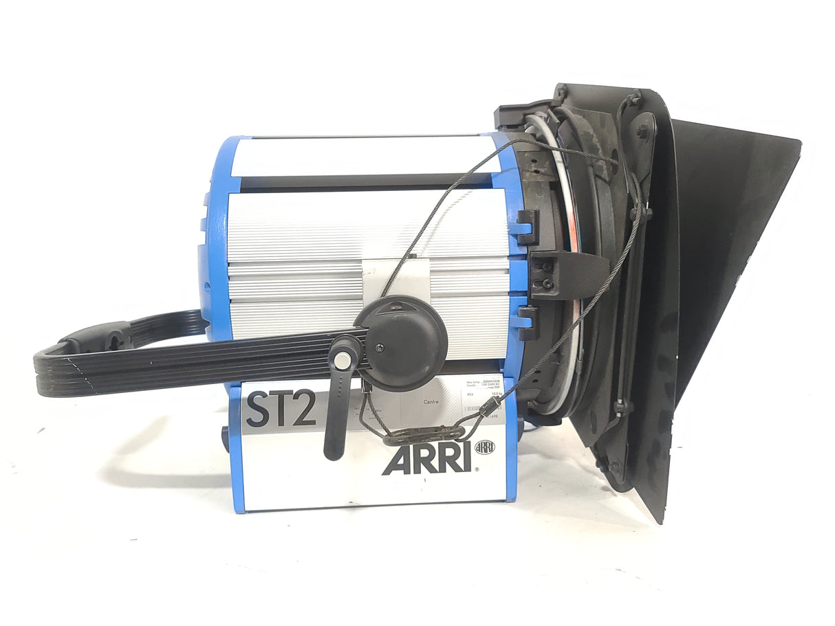 ARRI ST2 Fresnel Light W/ Barn Doors