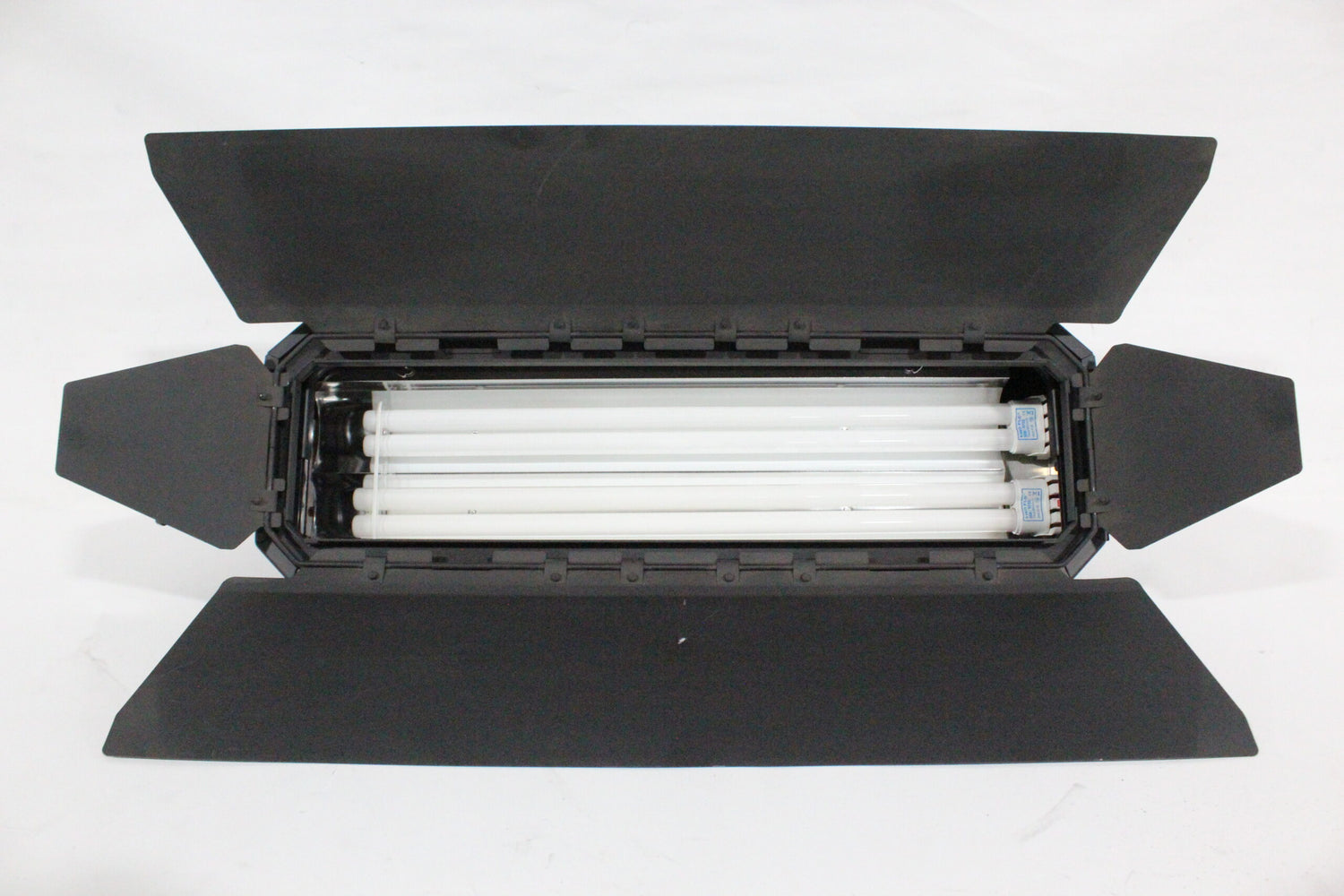 ARRI Studio Cool 2 - Dual Switch Fluorescent Fixture