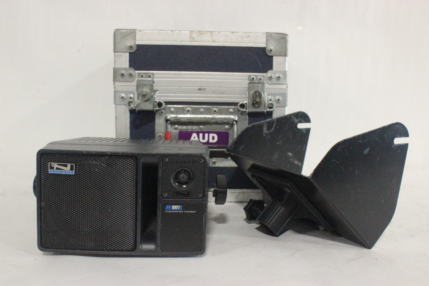 Anchor Audio AN1001X Unpowered Monitor w/ Mounting Hardware