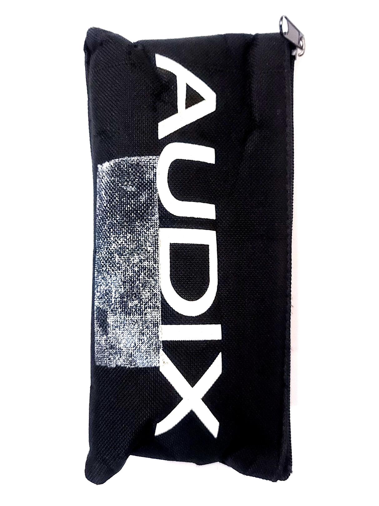 Audix OM5 Hyper Cardioid Dynamic Vocal Microphone in Soft Pouch