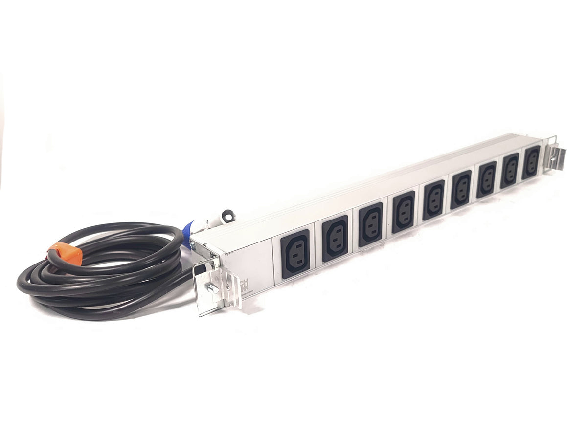 BachMann 9 Socket RU Power Strip