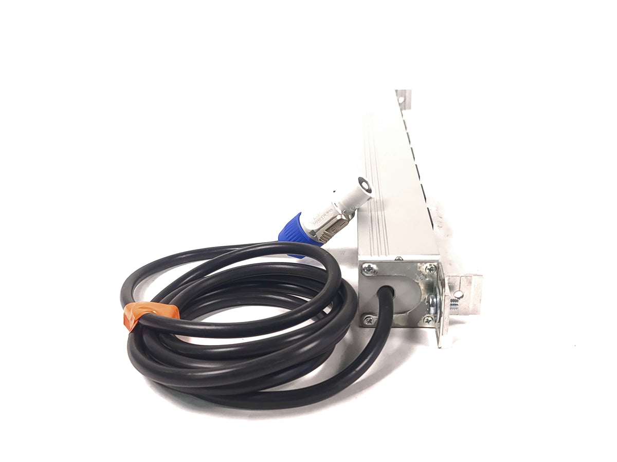 BachMann 9 Socket RU Power Strip