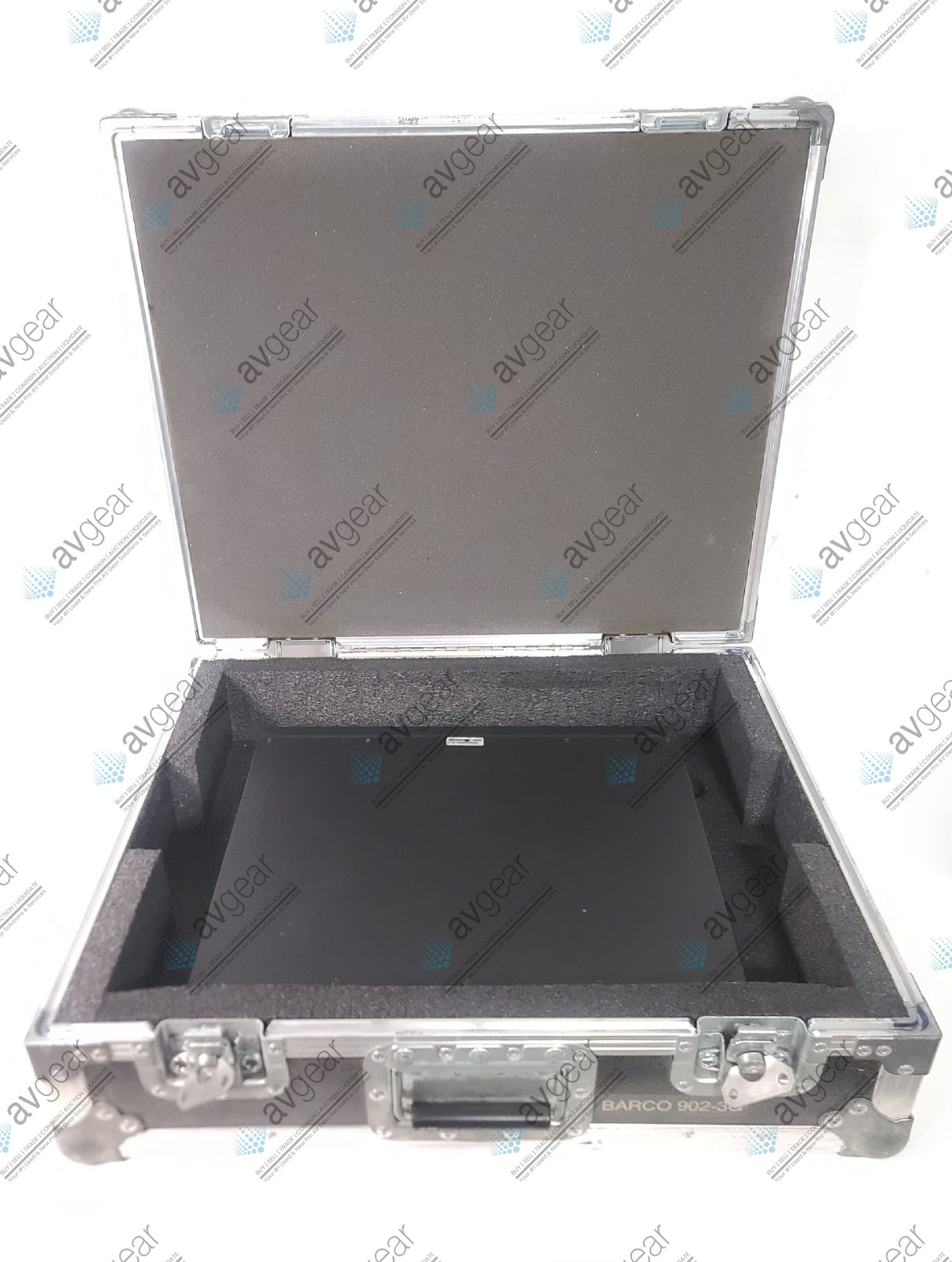 Barco R9004694 PDS-902 3G Digital Switcher in Hard Carry Case
