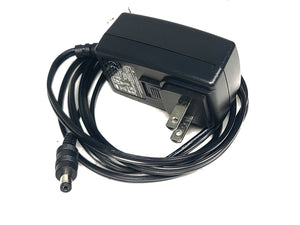Barco R9861008 Clickshare w/ (4) Barco Clickshare Buttons & Barco Tray Pack in Pelican 1550 Case