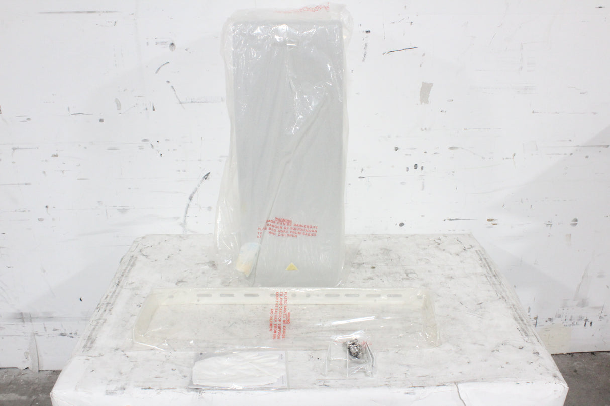 Behringer CL208T EUROCOM Compact 200W 2-Way 70/100V Loudspeaker System