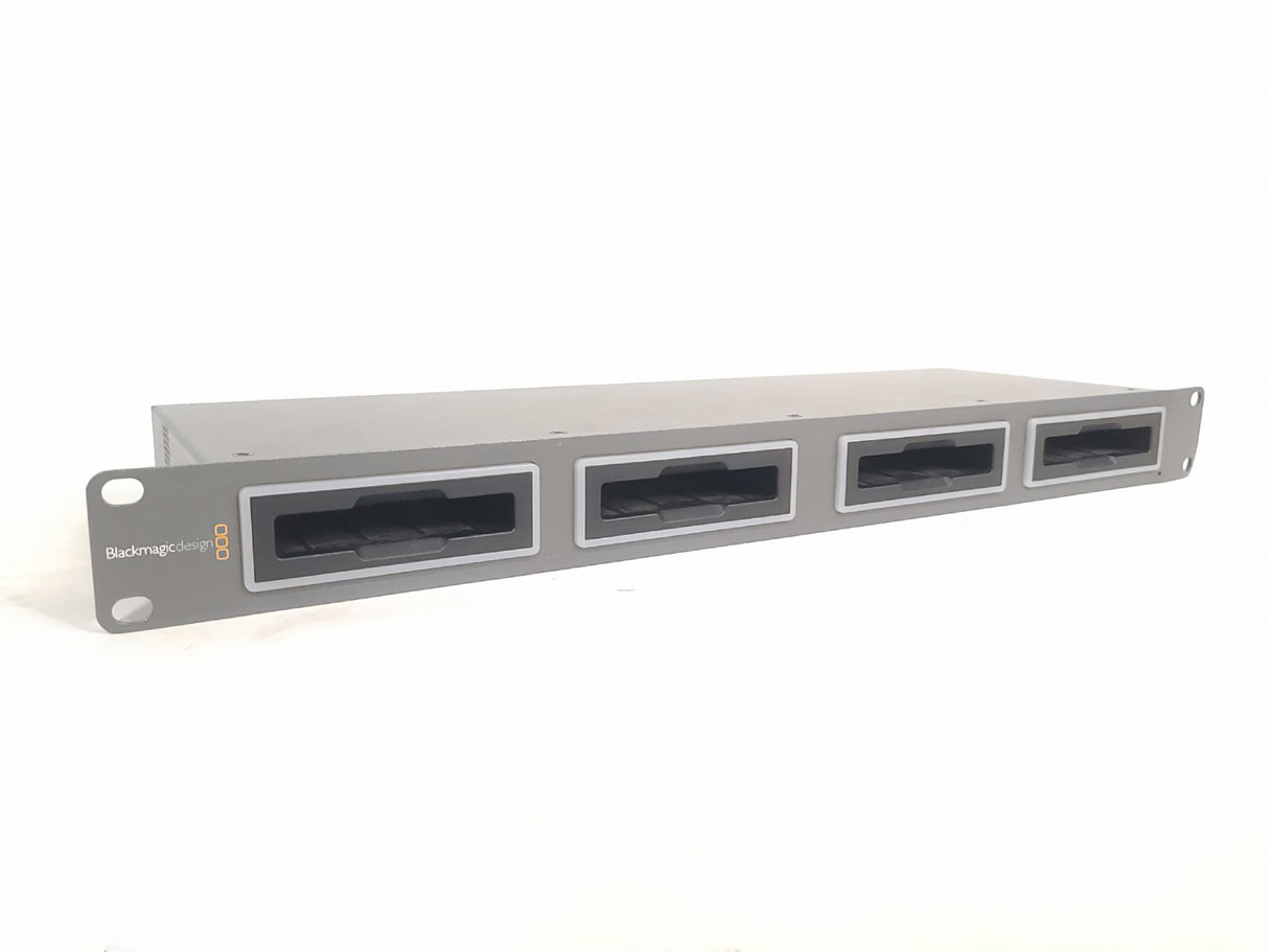 Blackmagic Design 4-Slot Thunderbolt Multidock Station w/ Bobadilla Hard Case