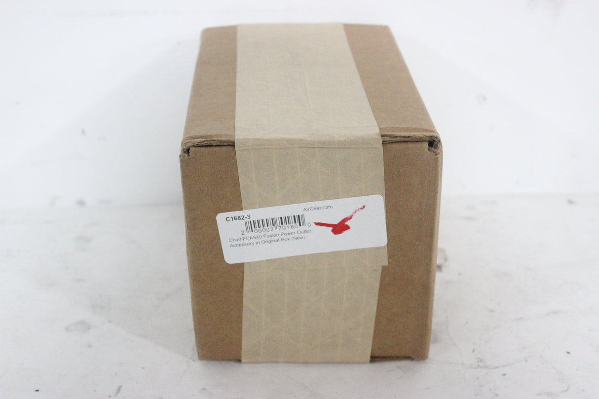 Chief FCA540 Fusion Power Outlet Accessory in Original Box (New)