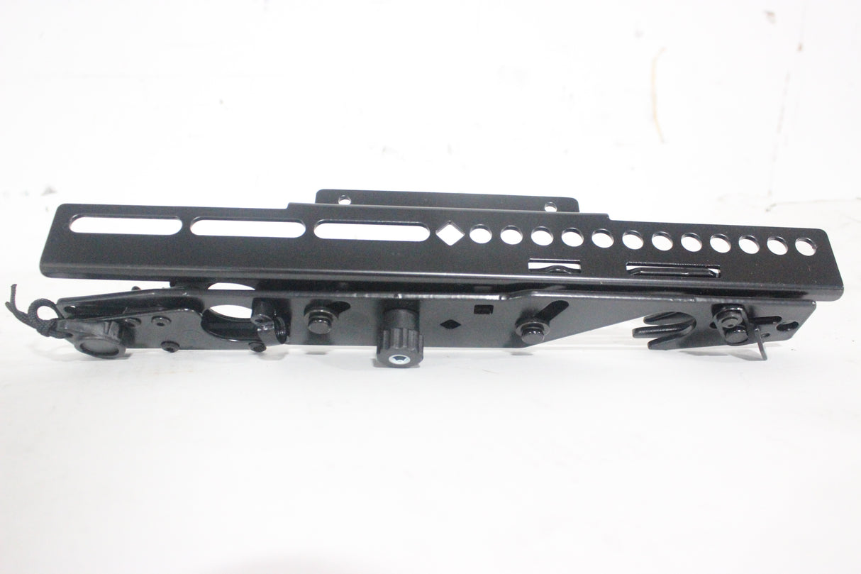 Chief STMS1U Fusion Small Single Stud Flat Panel Mount (In Original Box)