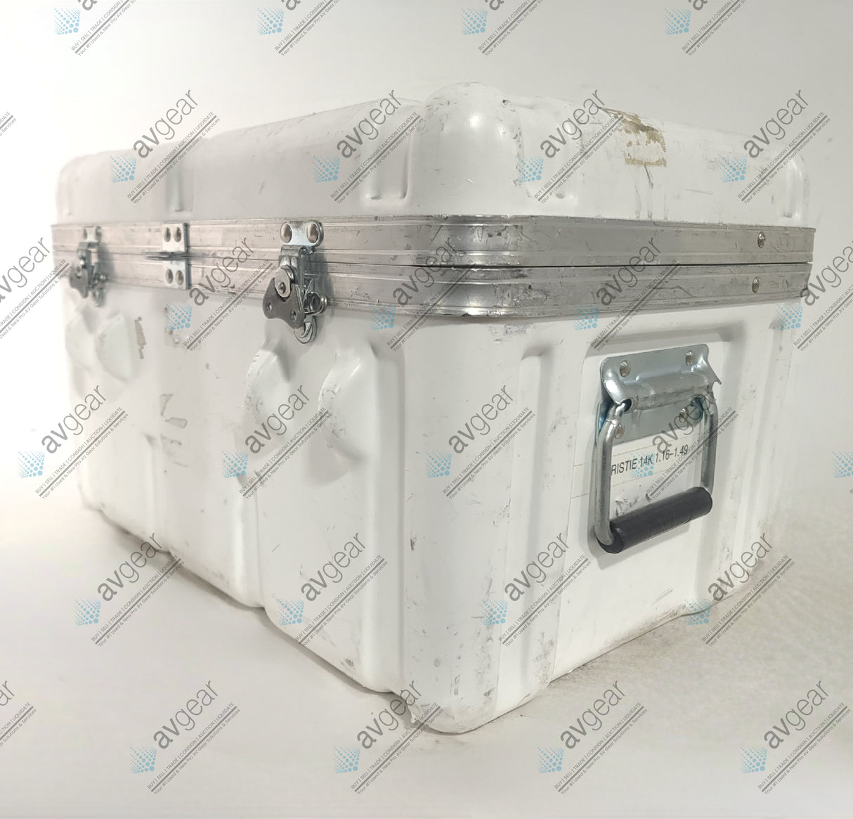 Christie 104-137101-XX ILS 1.25-1.6:1 SX+/1.16-1.49:1 HD 0.95 3-CHIP DLP Projector Lens in Hard Carrying Case