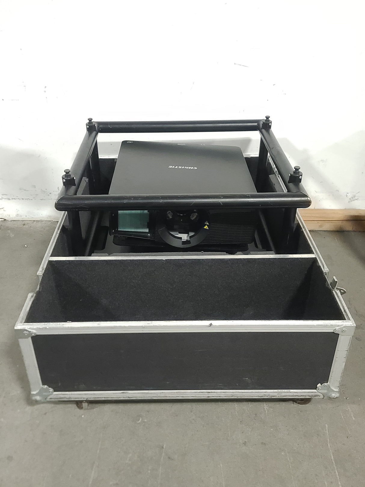 Christie D12HD-H (Lamp 1 101, Lamp 2 179 Hours) 10,000 Lumens HD 0.95" DLP x 1 1080P Large Venue Projector (NO LENS) In Wheeled Road Case