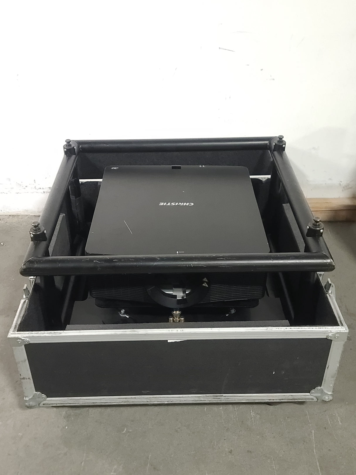 Christie D12HD-H (Lamp 1 584, Lamp 2 574 Hours) 10,000 Lumens HD 0.95" DLP x 1 1080P Large Venue Projector (NO LENS) In Wheeled Road Case