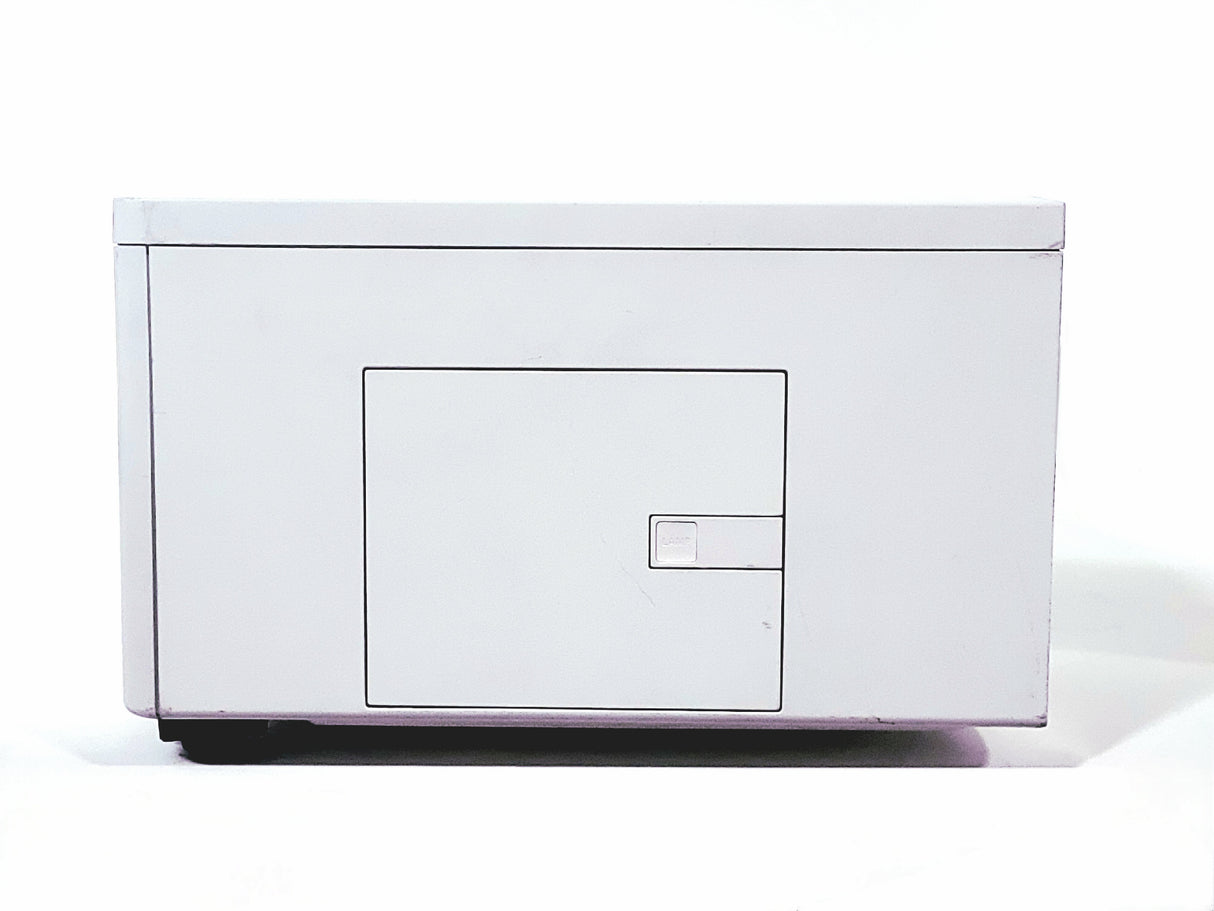 Christie DWU550-G WUXGA 5,600 ANSI Lumens 1-Chip DLP Large Venue Projector (NEEDS REPAIR)