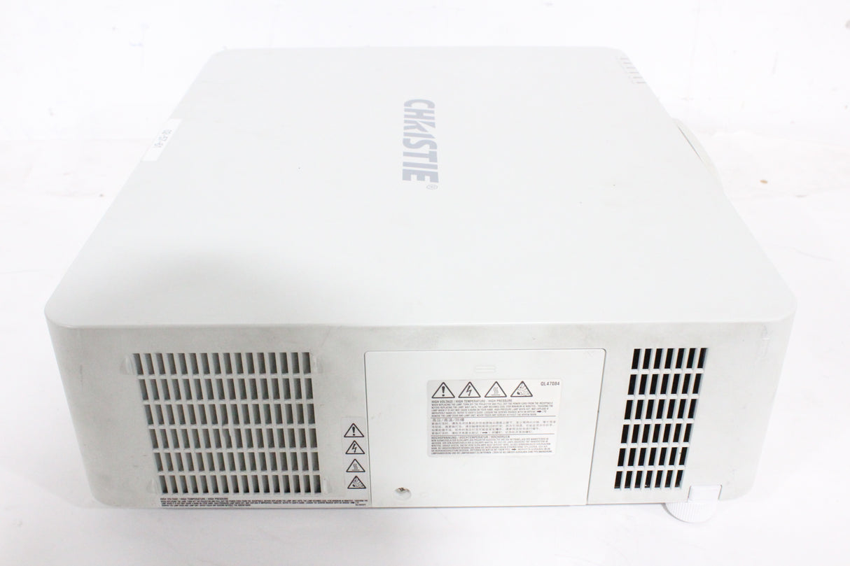 Christie LWU501i 3-Chip 5000 Lumen WUXGA LCD Conference Projector (778 Hours) w/ Remote in Hard Rolling Case