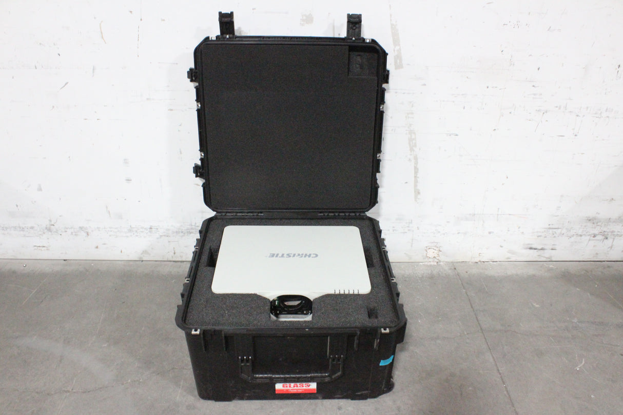 Christie LWU501i (5,000 Lumen) 3 Chip WUXGA LCD Conference Projector (791 Hours) w/ Remote in SKB Hard Wheeled Case (1688-195)