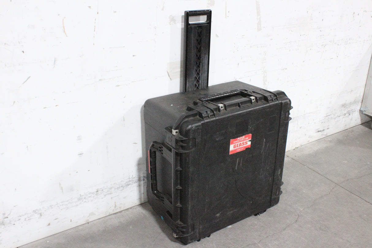 Christie LWU501i (5,000 Lumen) 3 Chip WUXGA LCD Conference Projector (791 Hours) w/ Remote in SKB Hard Wheeled Case (1688-195)