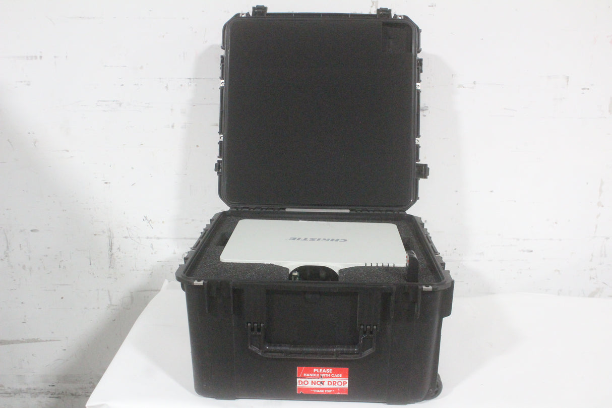 Christie LWU501i (5,000 Lumen) 3 Chip WUXGA LCD Conference Projector (967 Op Hours) w/ Remote, PSU in Hard Rolling Case (1688-173)