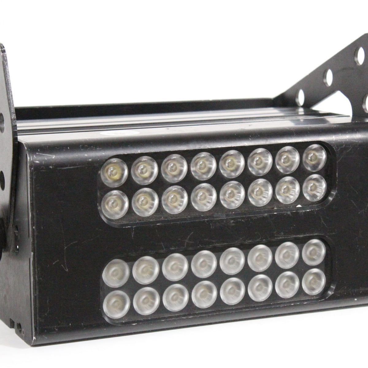 Chroma-Q CHCS2 Color Split LED Fixture – AVGear.com