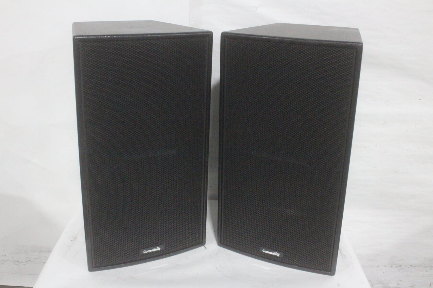 Community V2-3564 V2-3564 Passive 3-Way Loudspeaker