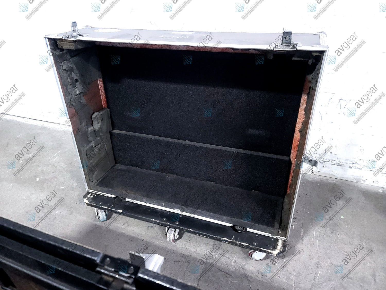 Crest Audio X-VCA Channel Mixing Console