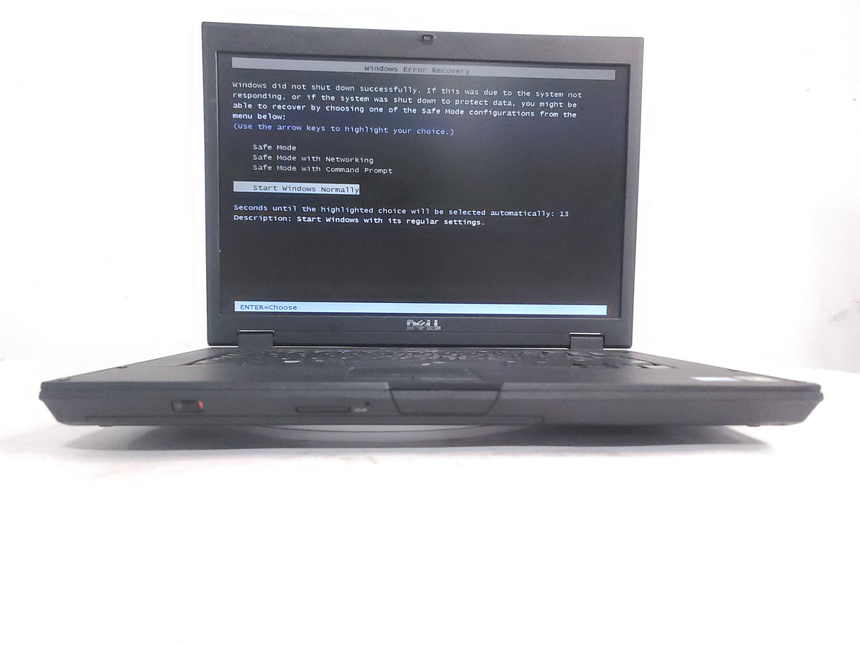 Dell Latitude E5500 Laptop w/ Intel Core 2 Duo in Cloth Cover