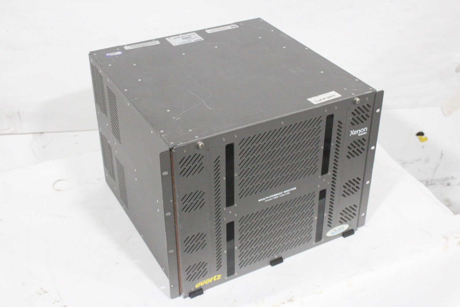 Evertz XENON XE8-FR 128128 Multi-Format 3G HD Video Router