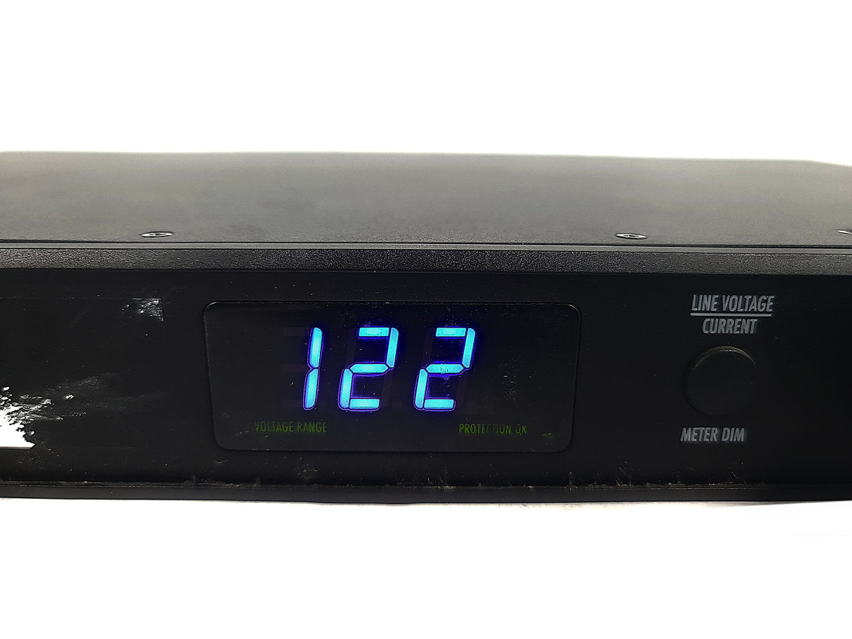 Furman PL-PLUS DMC Power Conditioner with Voltmeter/Ammeter